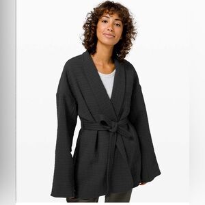 lululemon athletica Charcoal Textured Serene Travel jacket size 10